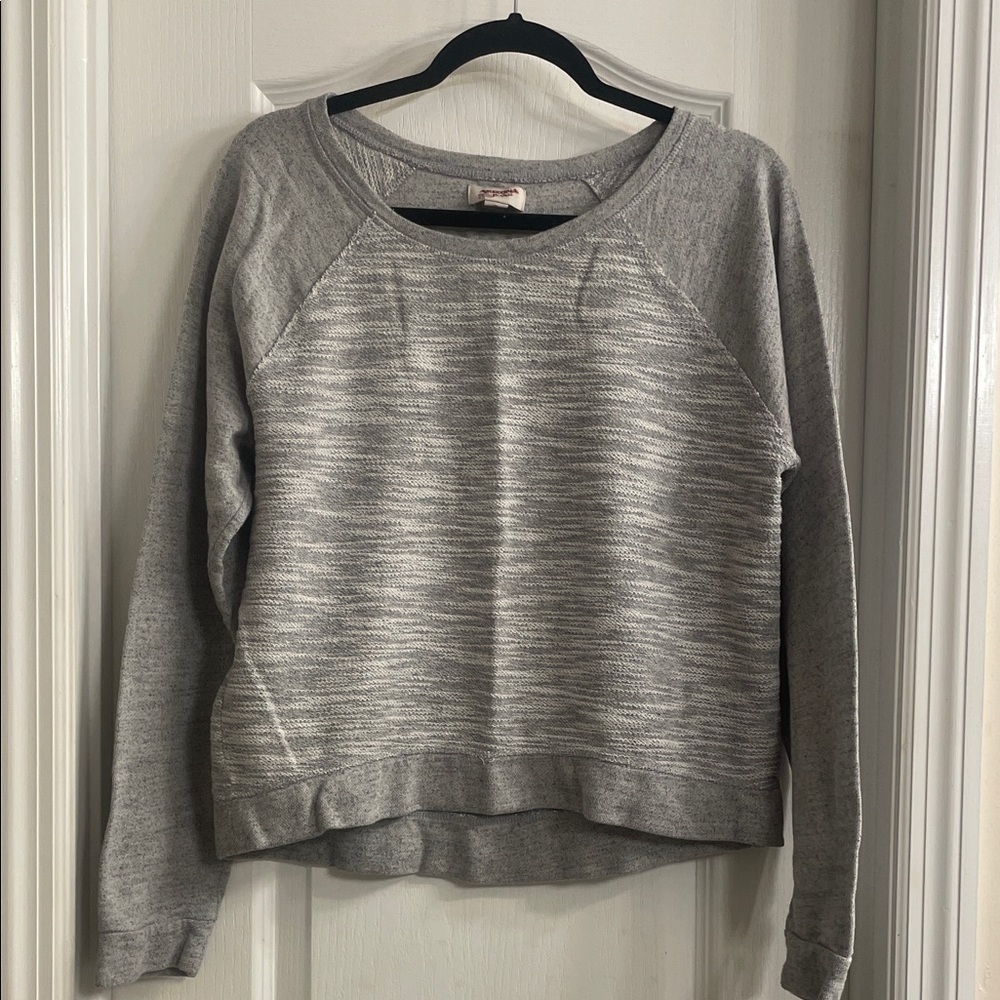 Arizona Jean Company Heather Gray Women's (Jr) Sweater